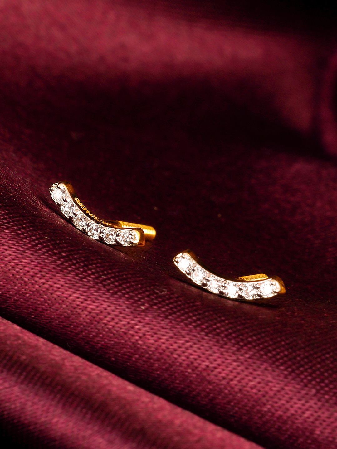 

GIVA 18K Yellow Gold Gentle Wave Diamond Earrings-0.92gm