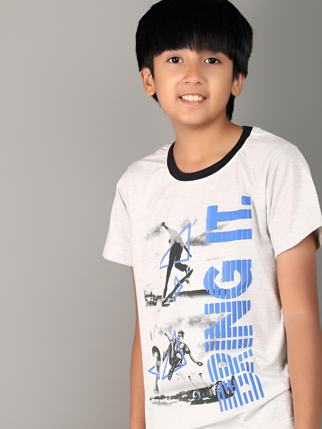 

V-Mart Boys Graphic Printed Round Neck Cotton T-shirt, Grey