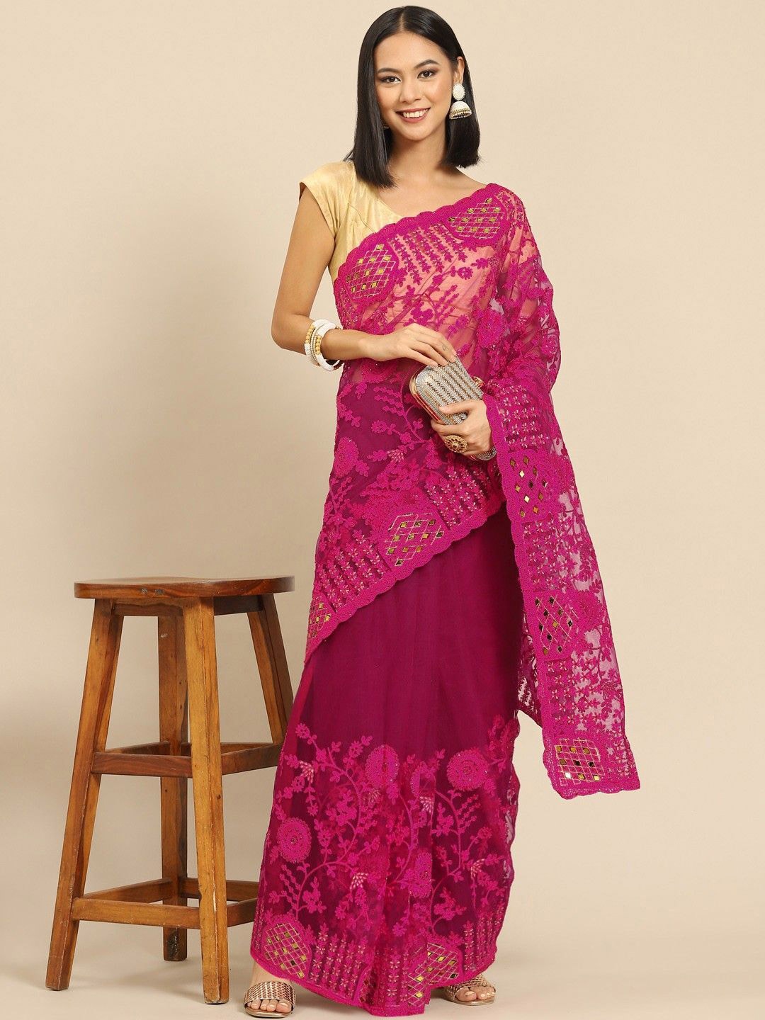 

Anouk Floral Embroidered Net Saree, Burgundy