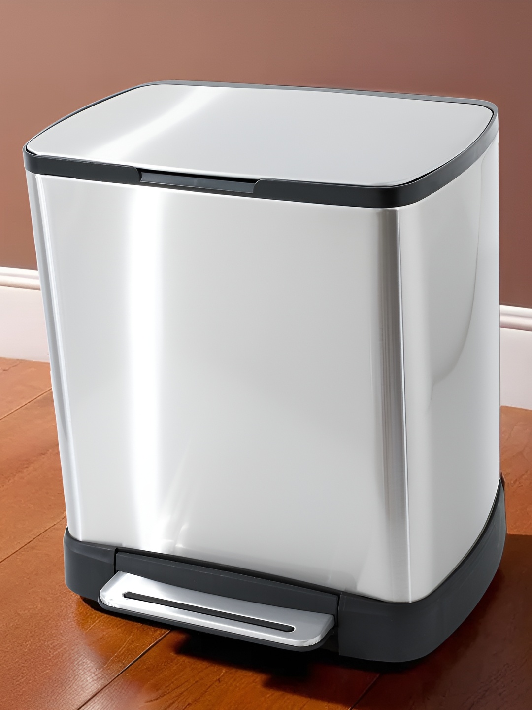 

Savya Home Silver Toned & Black Stainless Steel Pedal Dustbin With Lid 20 L