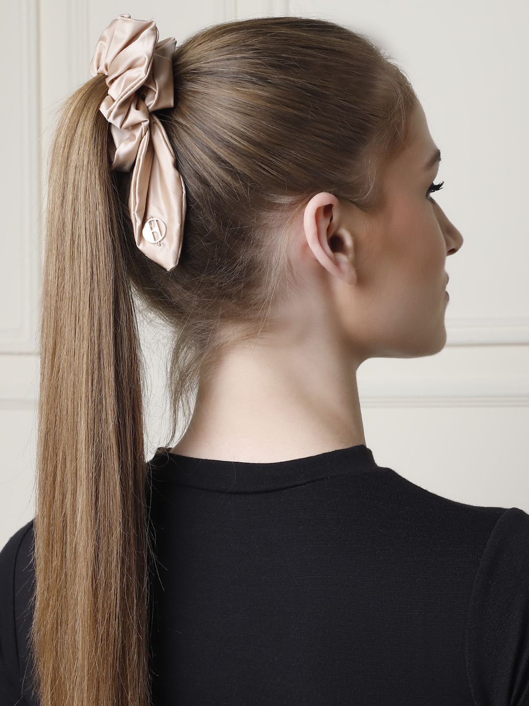 

ELLE Women Ponytail Holder, Peach