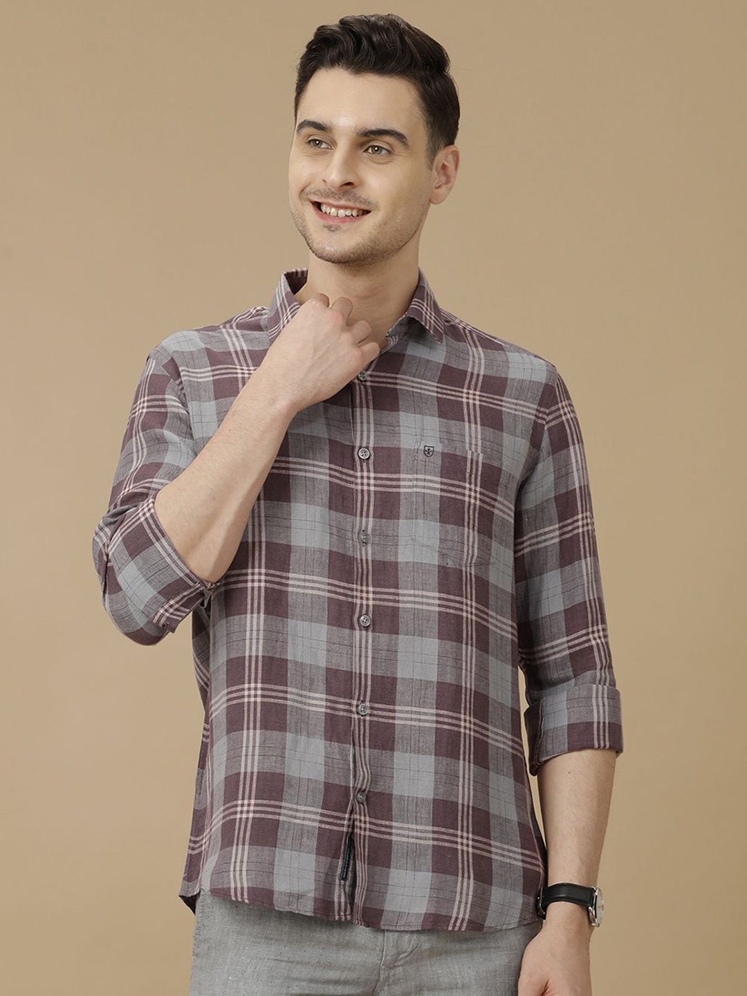 

Linen Club Men Contemporary Slim Fit Spread Collar Checked Casual Shirt, Purple
