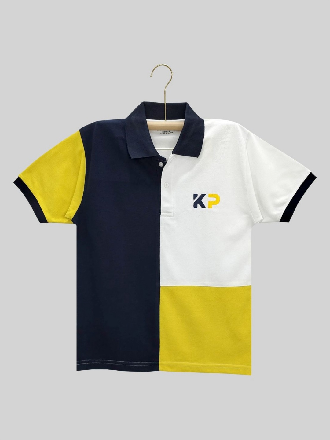 

KUCHIPOO Boys Colourblocked Polo Collar Cotton T-shirt, White