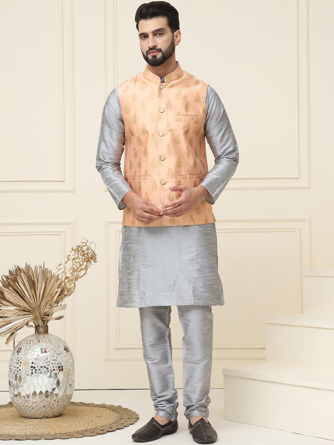 

SOJANYA Mandarin Collar Kurta With Churidar & Nehru jacket, Grey