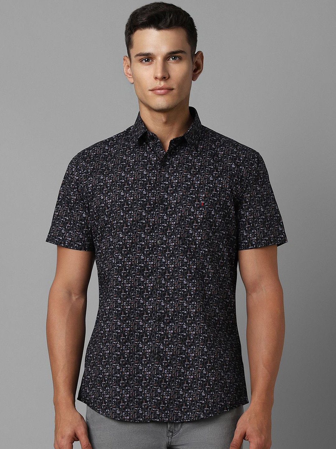 

Louis Philippe Sport Men Printed Slim Fit Opaque Casual Shirt, Black