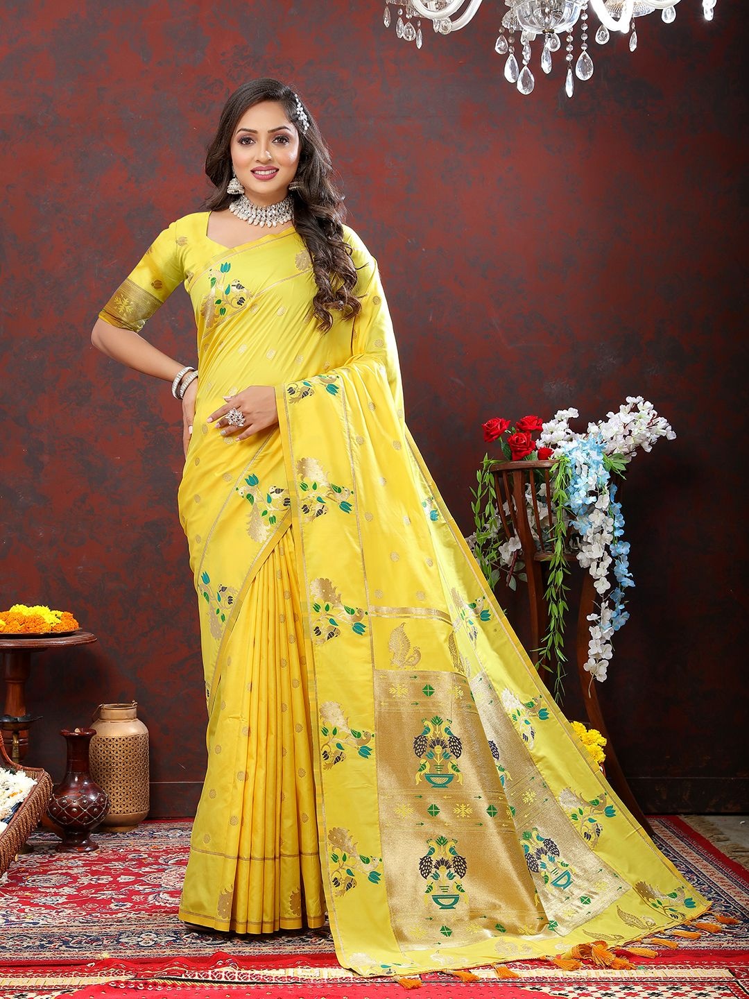 

NIWAA Ethnic Motifs Zari Silk Kanjeevaram Saree, Yellow