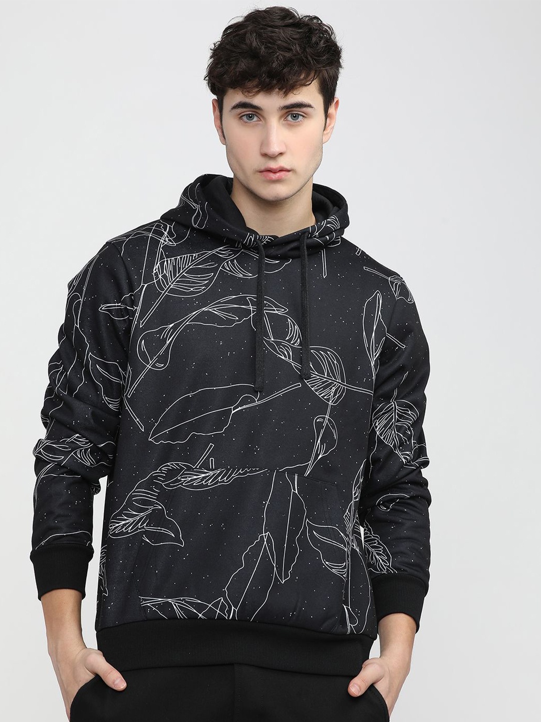 

HIGHLANDER Men Graphic Printed Hooded Sweatshirt, Black