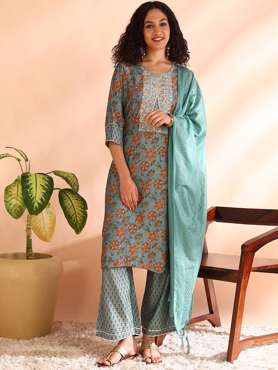 

V TRADITION Floral Embroidered Round Neck Thread Work Kurta With Palazzos & Dupatta, Green