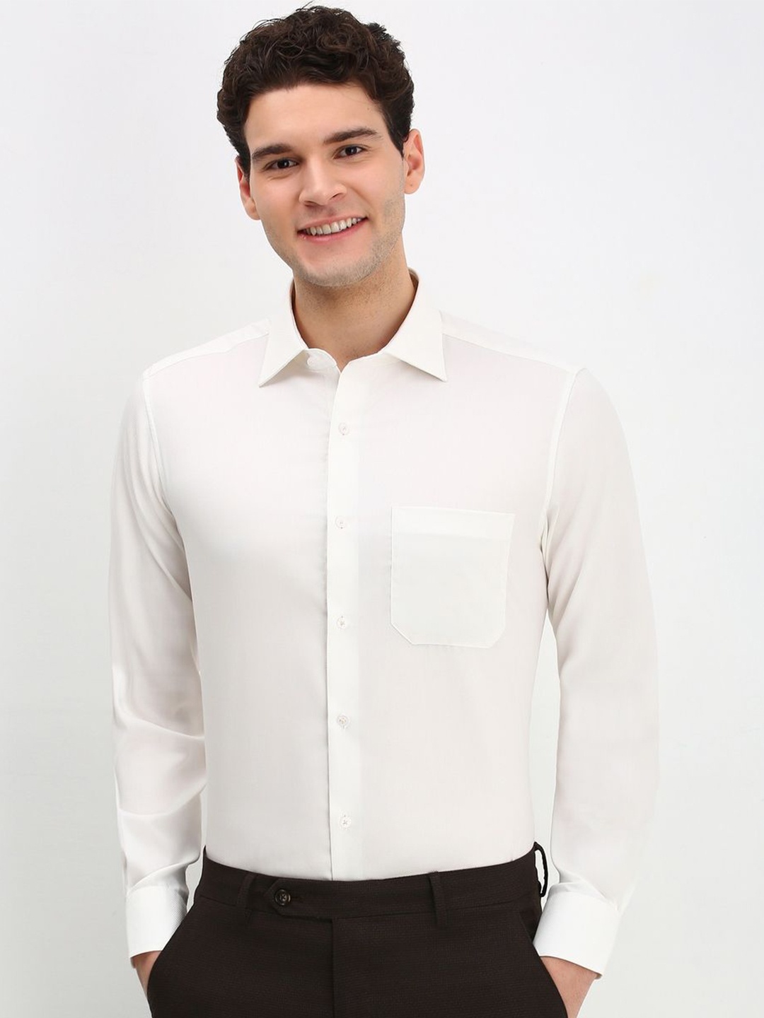

Allen Solly Sport Men Solid Cotton Formal Shirt, Off white