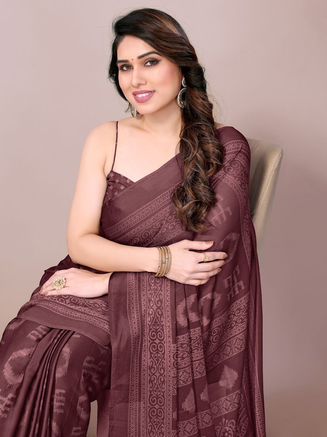 

KALINI Geometric Block Print Saree, Maroon