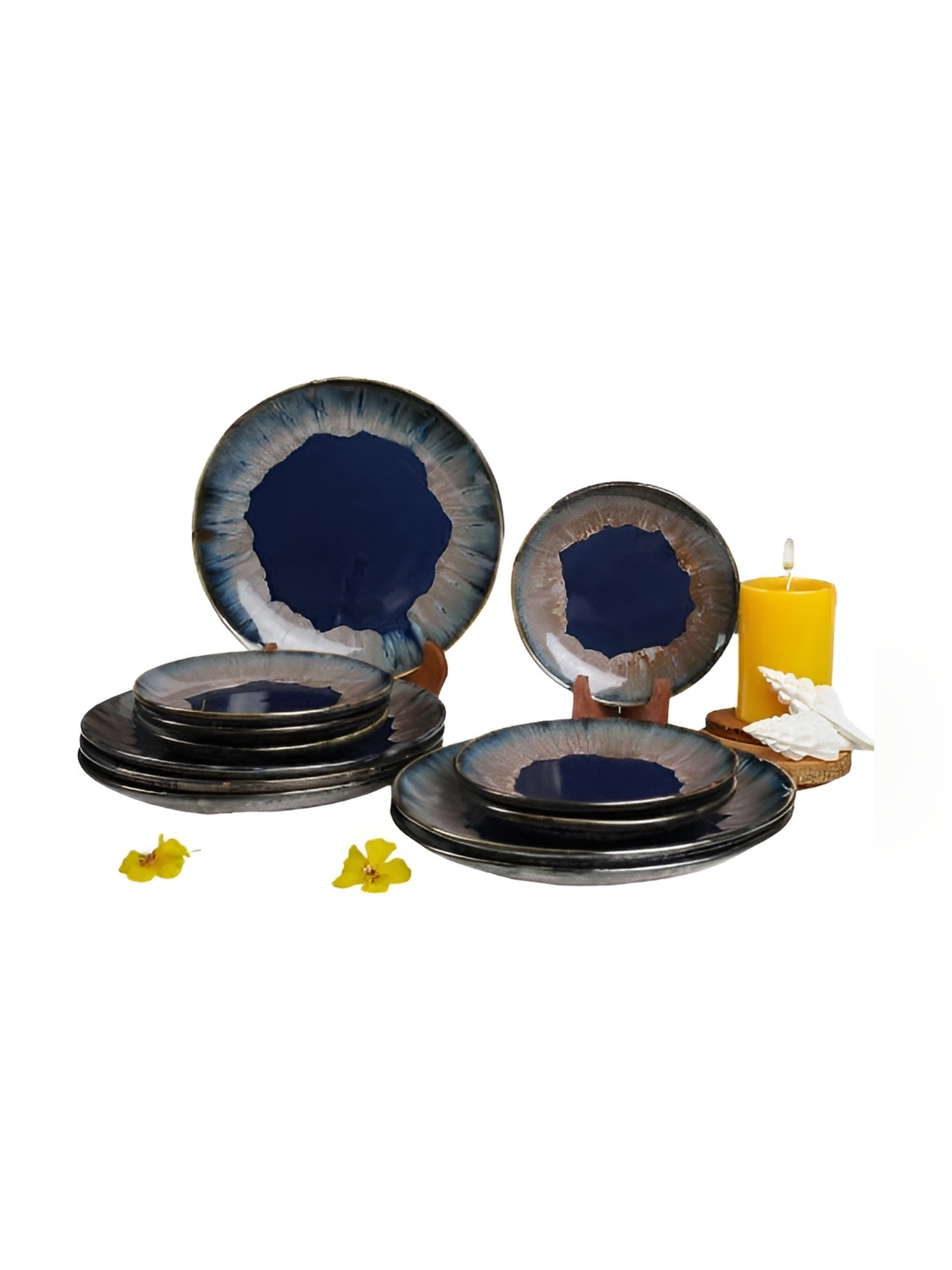 

AMALAFIEE CERAMICS Blue & Beige 8 Pieces Ceramic Easy to Clean Dinner Set