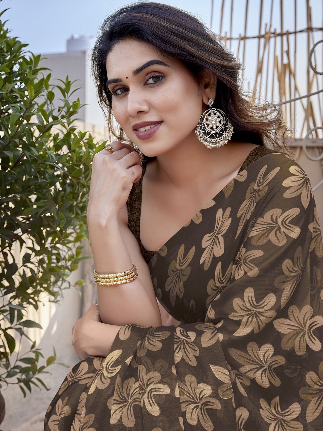 

KALINI Floral Poly Chiffon Saree, Coffee brown