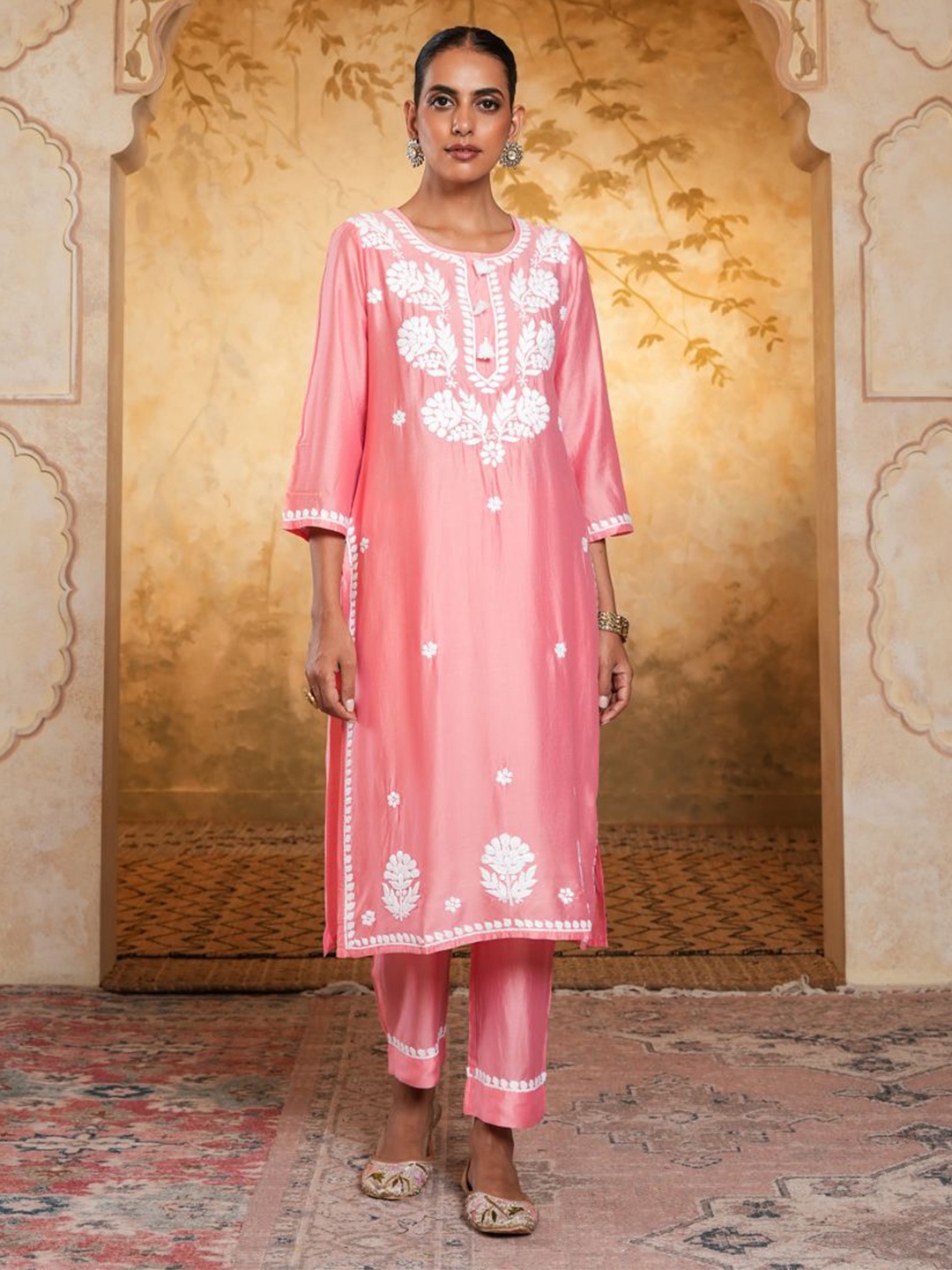 

House of Chikankari Chikankari Woven Kurta Set, Pink