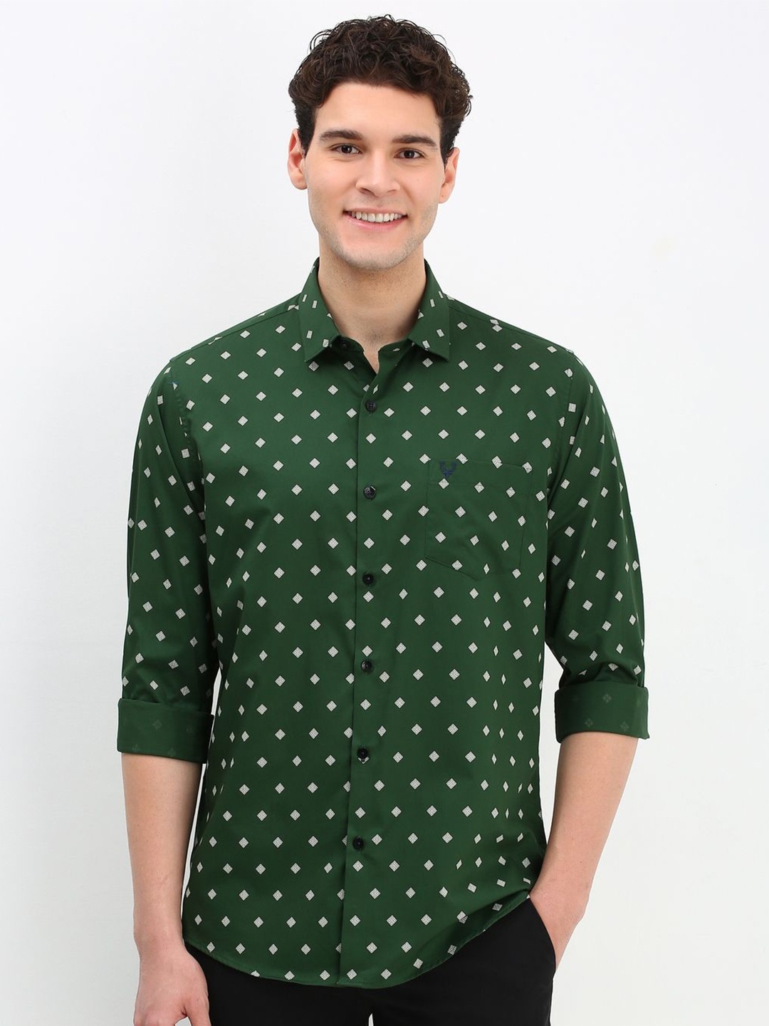 

Allen Solly Men Geometric Printed Cotton Slim Fit Casual Shirt, Green