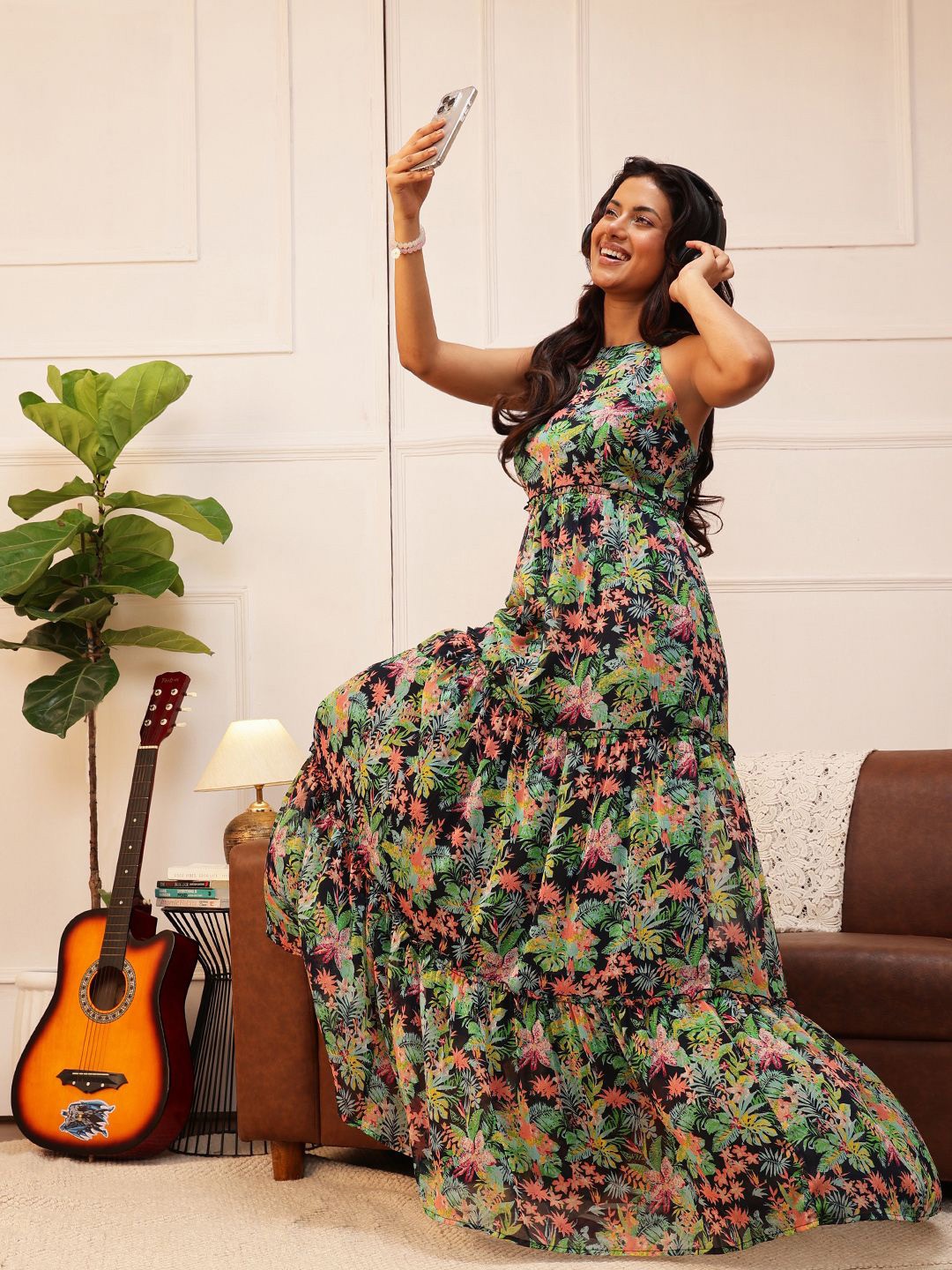 

QUIERO Tropical Printed Tiered Maxi Dress, Green