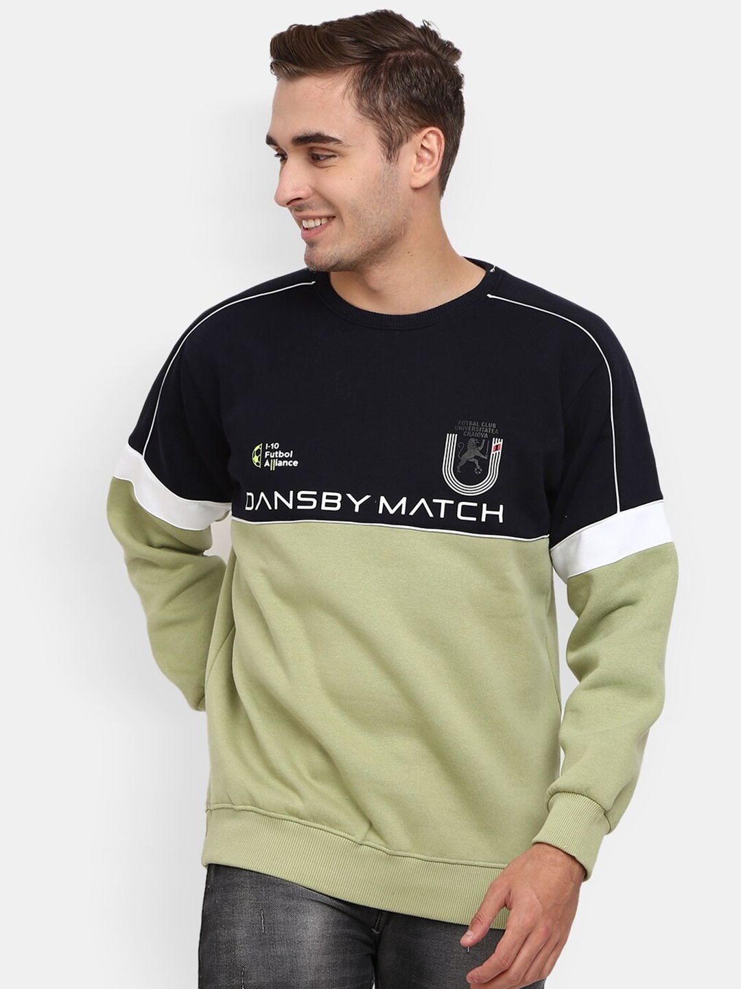 

V-Mart Men Olive Green Colourblocked Sweatshirt