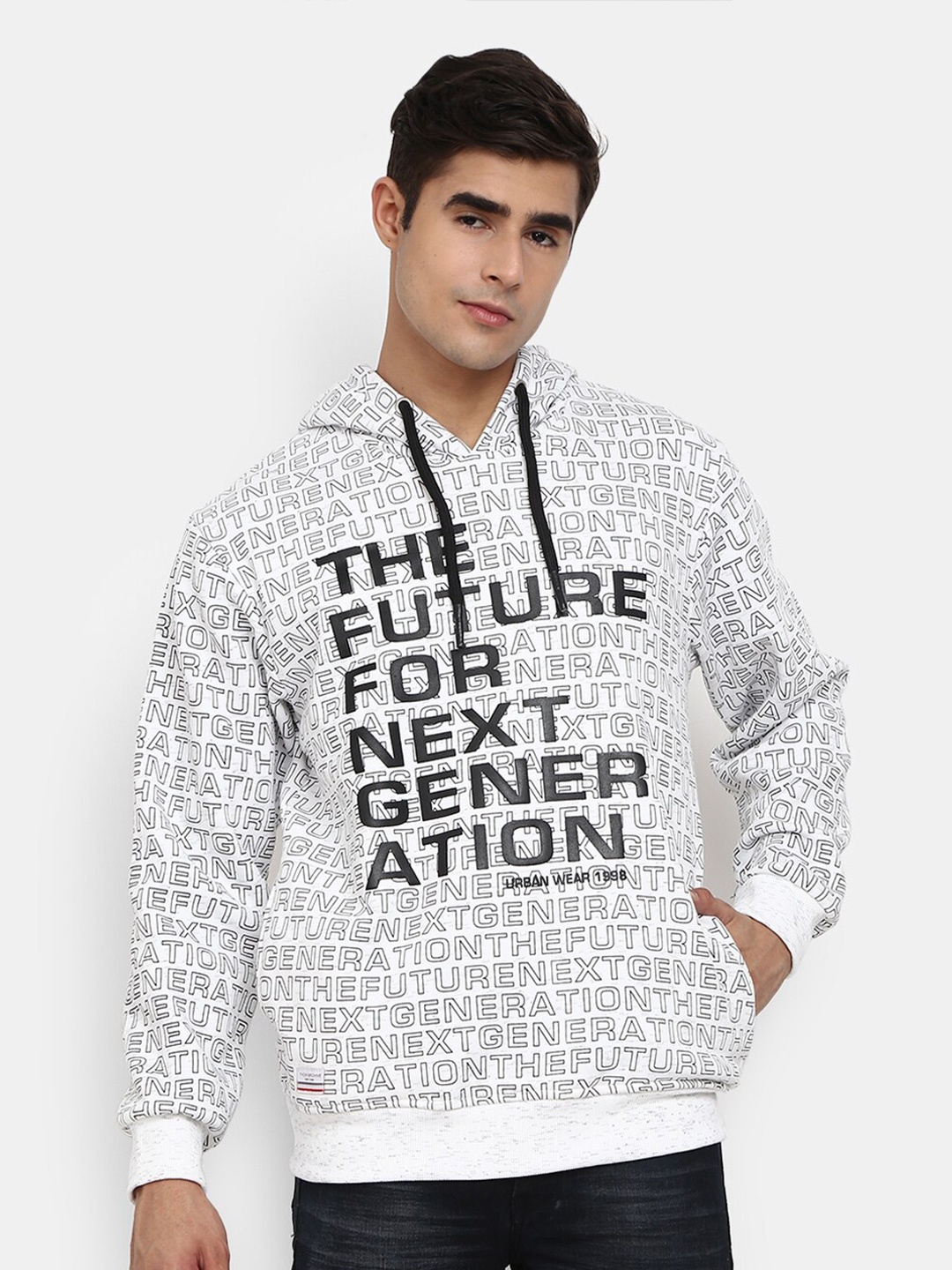 

V-Mart Men Beige Printed Sweatshirt