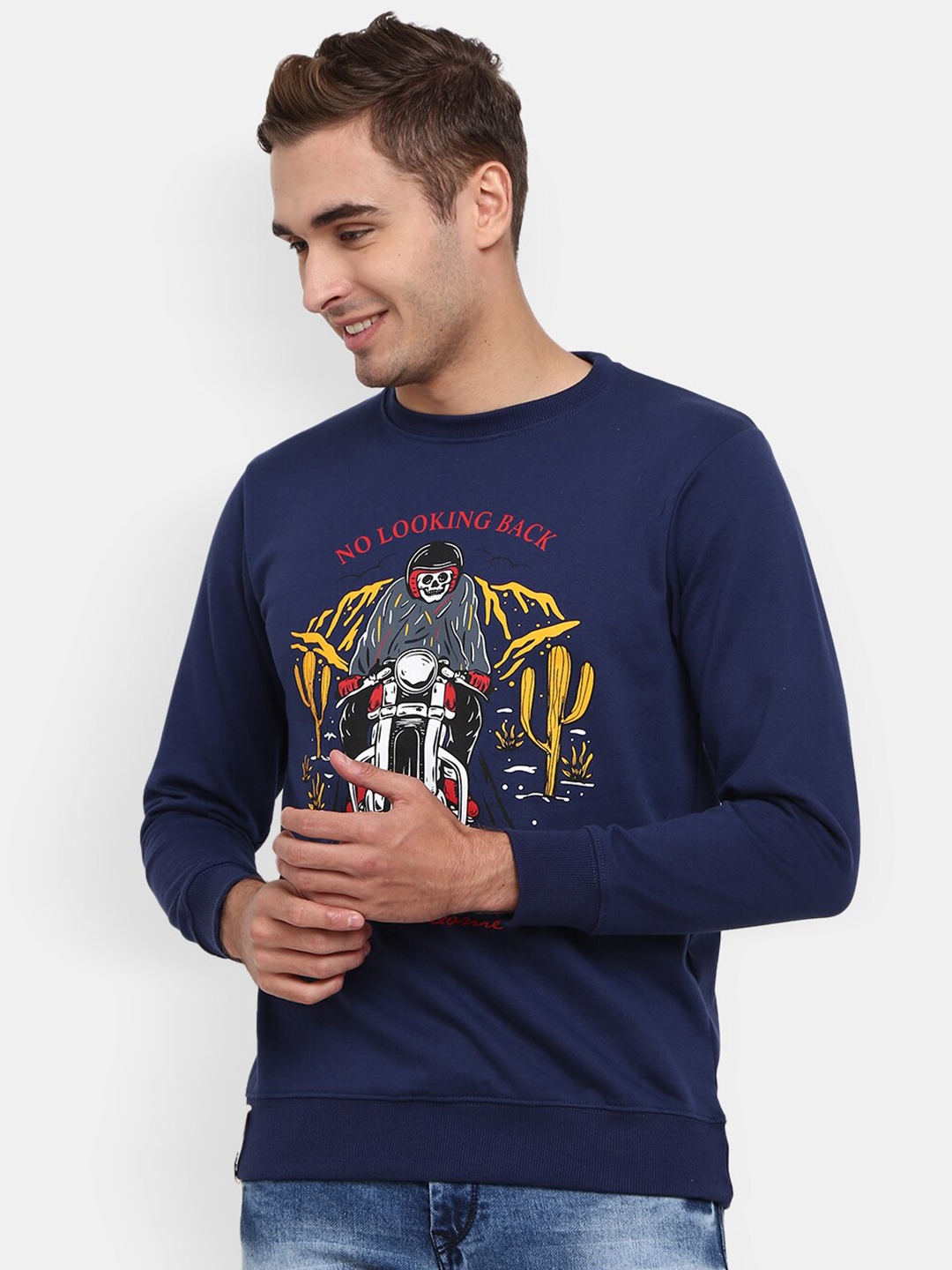 

V-Mart Men Blue Printed Sweatshirt