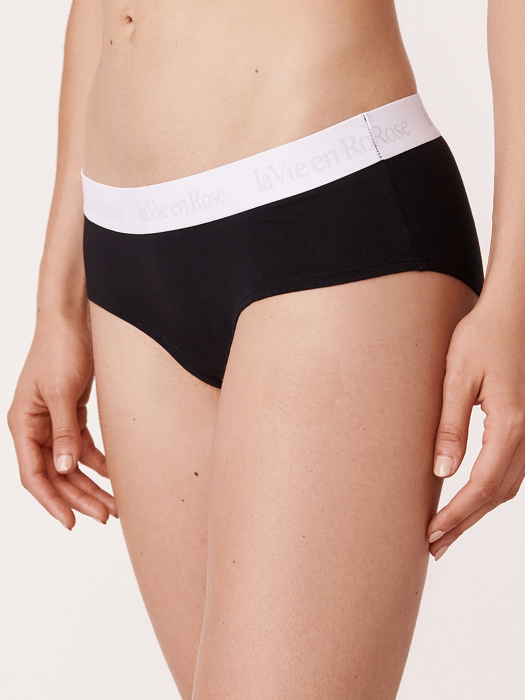 

La Vie en Rose Women Black & White Solid Hipster Briefs