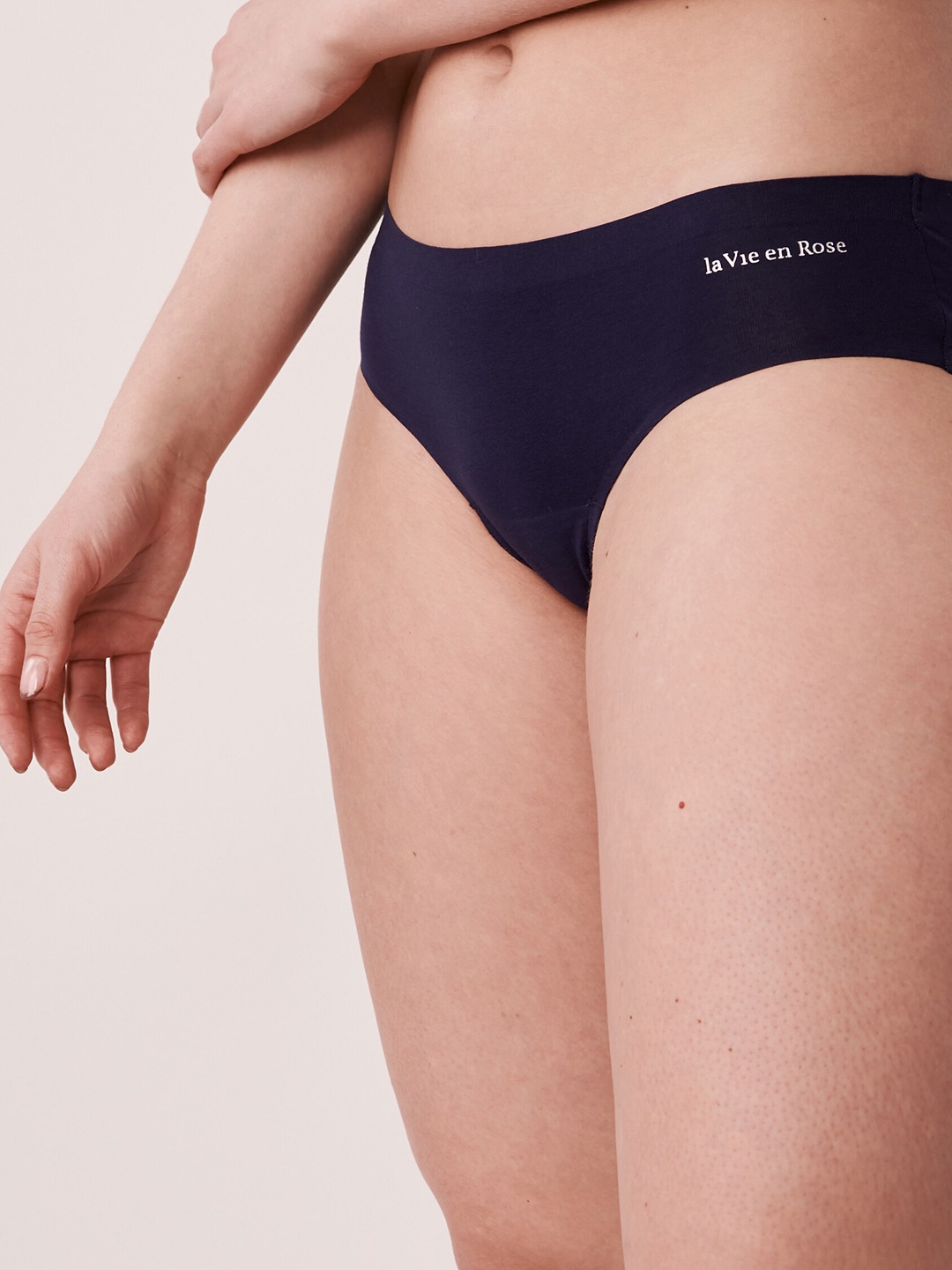 

La Vie en Rose Women Blue Solid Basic Briefs