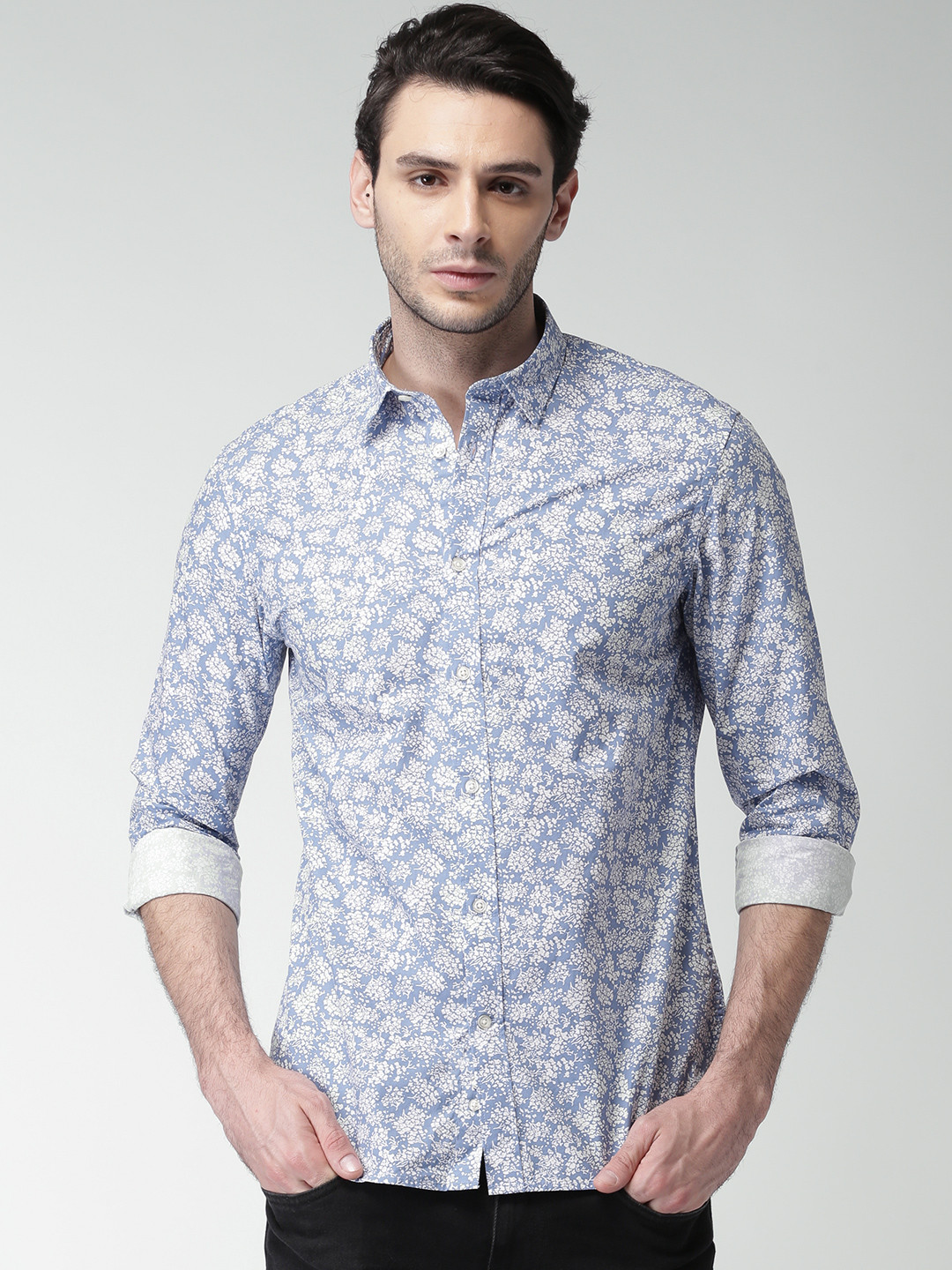 

Celio Men Blue & White Regular Fit Printed Casual Shirt