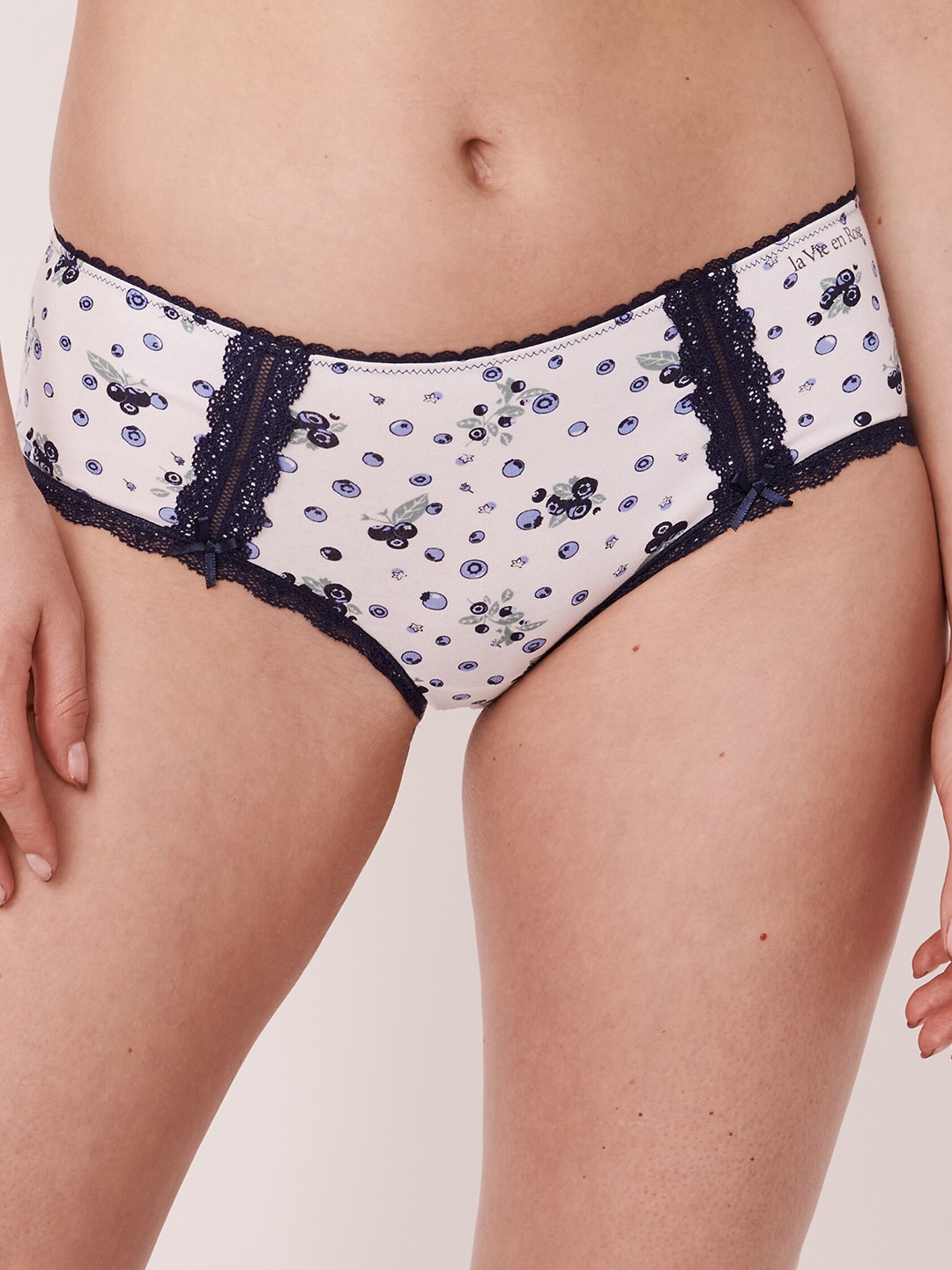 

La Vie en Rose Women White & Black Printed Hipster Briefs