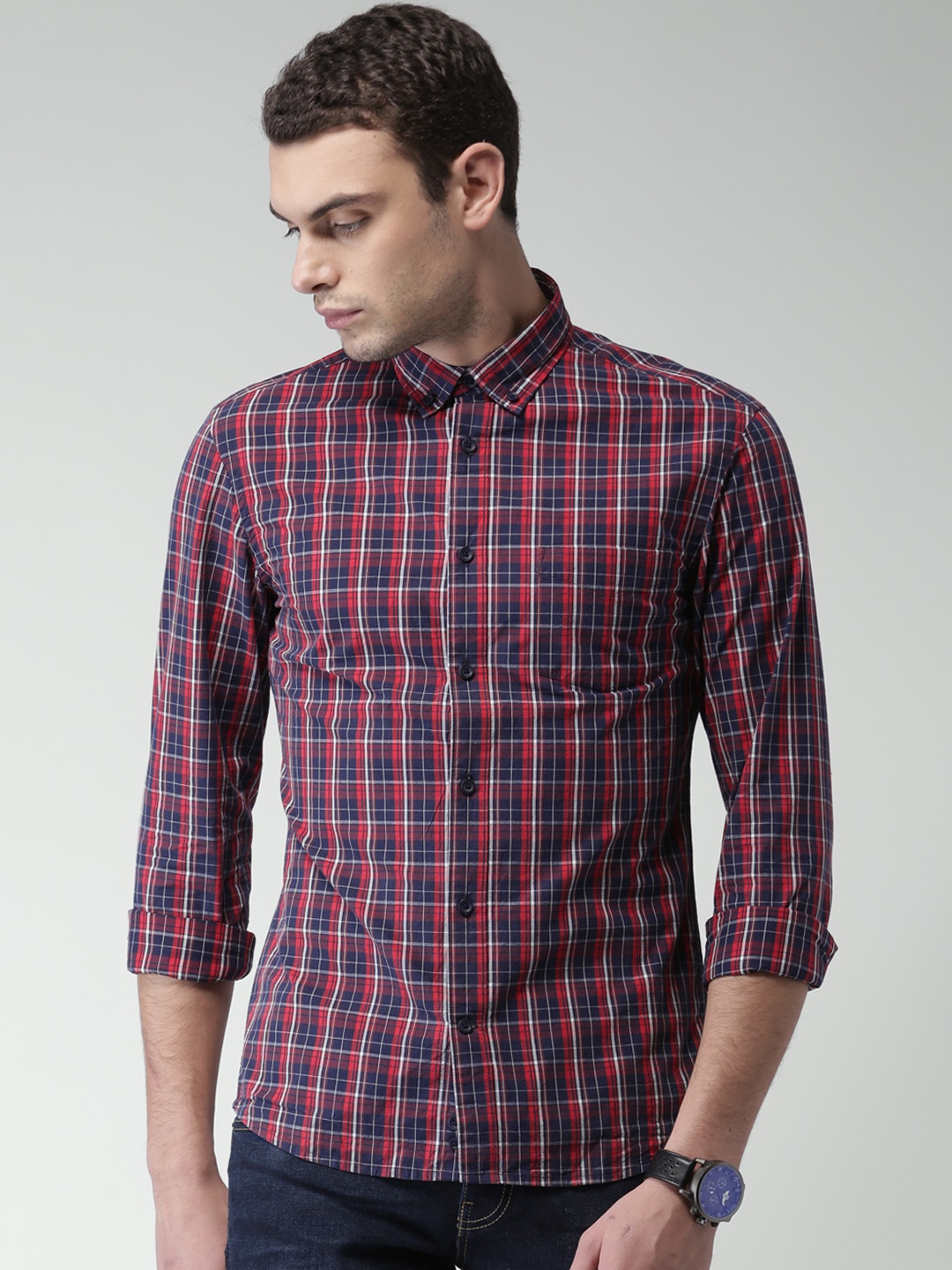 

Celio Men Red & Navy Blue Slim Fit Checked Casual Shirt