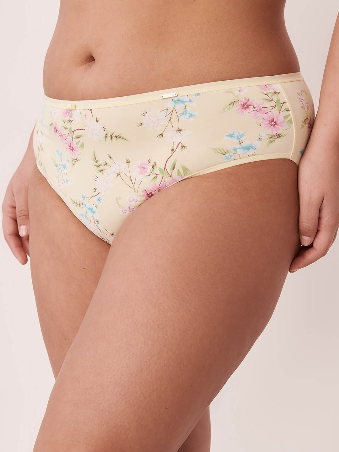 

La Vie en Rose Women Yellow Floral Printed Bikini Briefs