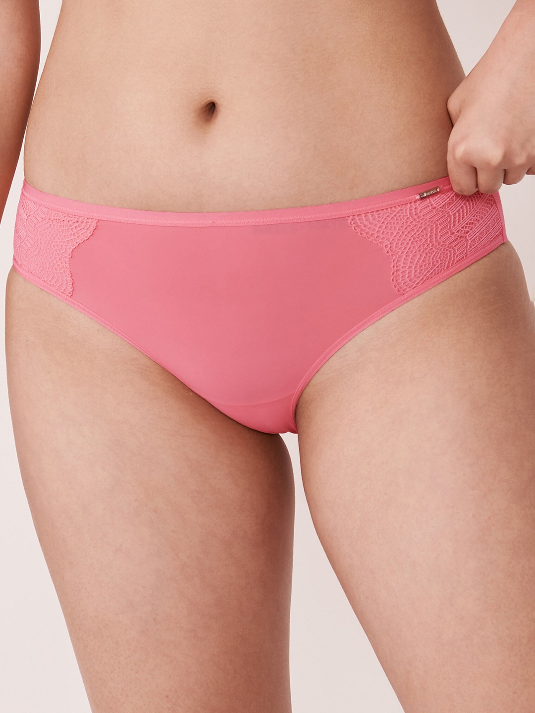 

La Vie en Rose Women Pink Solid Bikini Briefs 20300116-60089