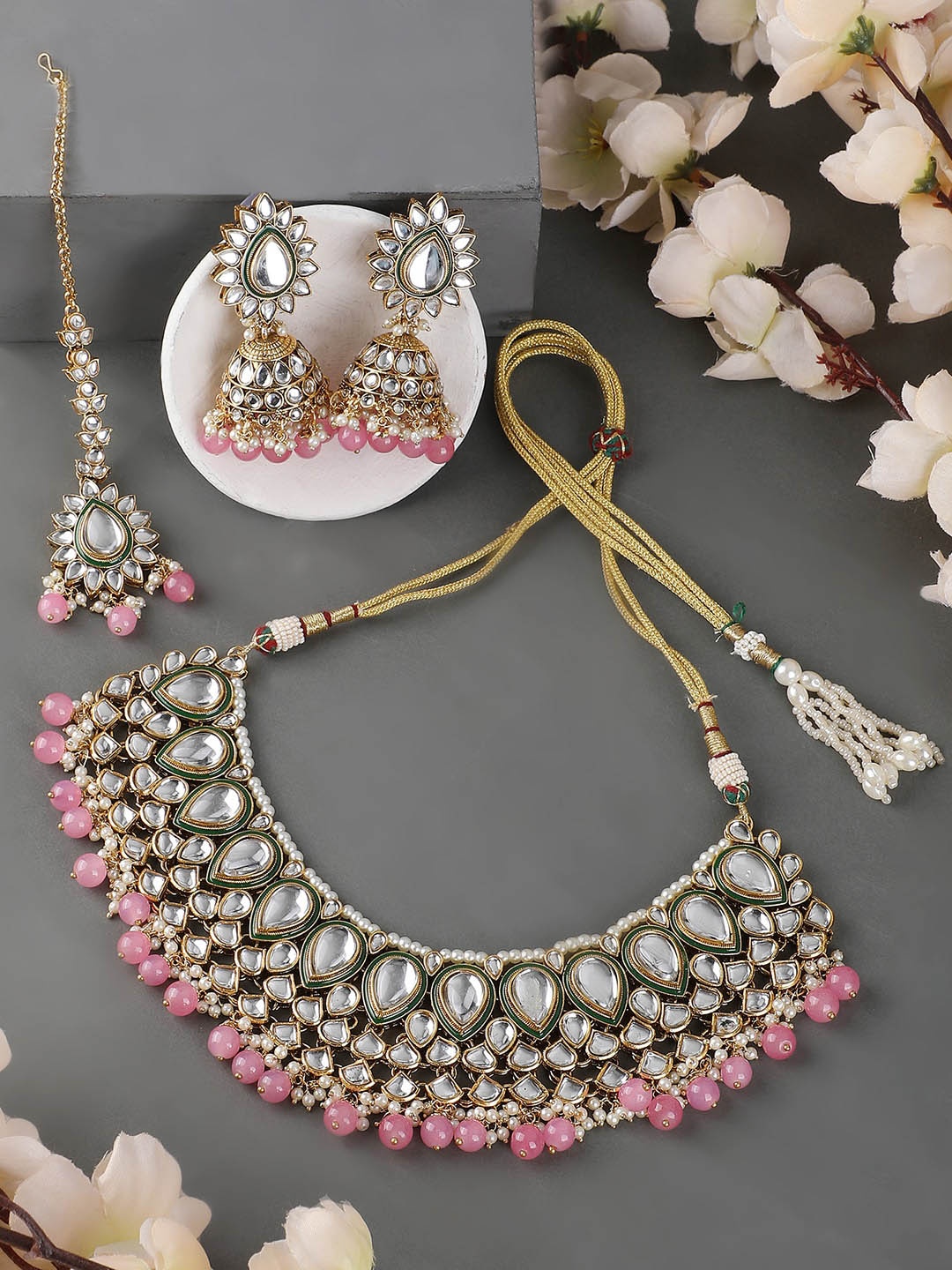 

ANIKAS CREATION Gold-Plated & Pink Kundan Studded Jewellery Set