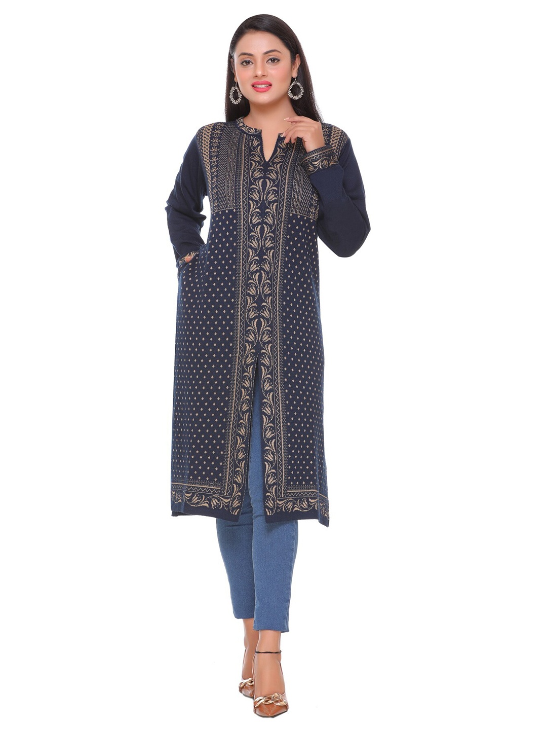

KEIKO Women Navy Blue & Beige Pullover
