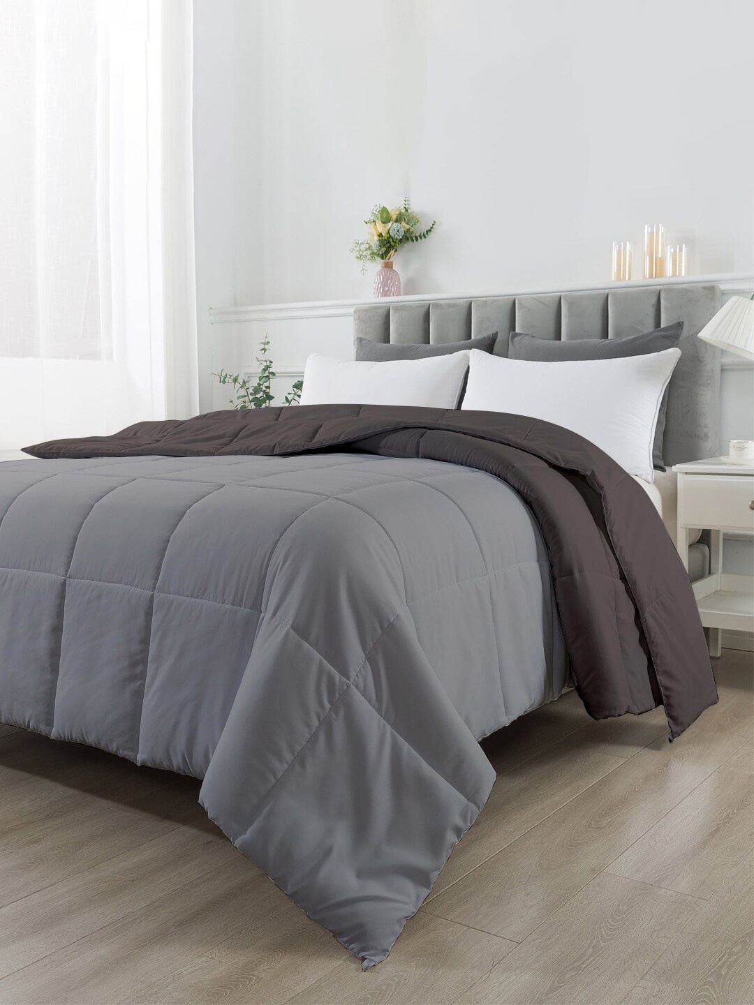 

RAZZAI Grey & Silver-Toned Microfiber Mild Winter 210 GSM Single Bed Comforter