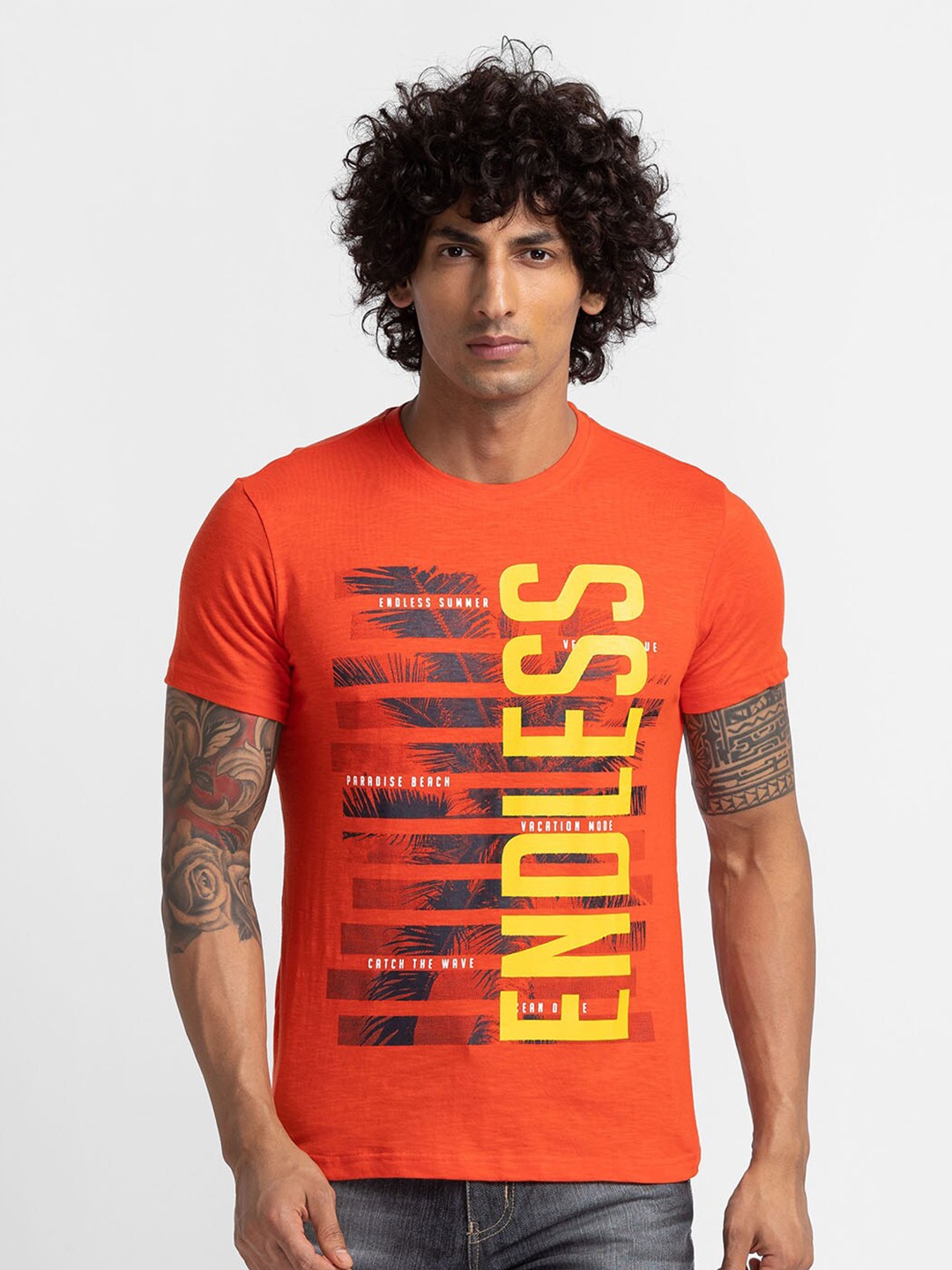 

Globus Men Rust Typography Printed Applique T-shirt