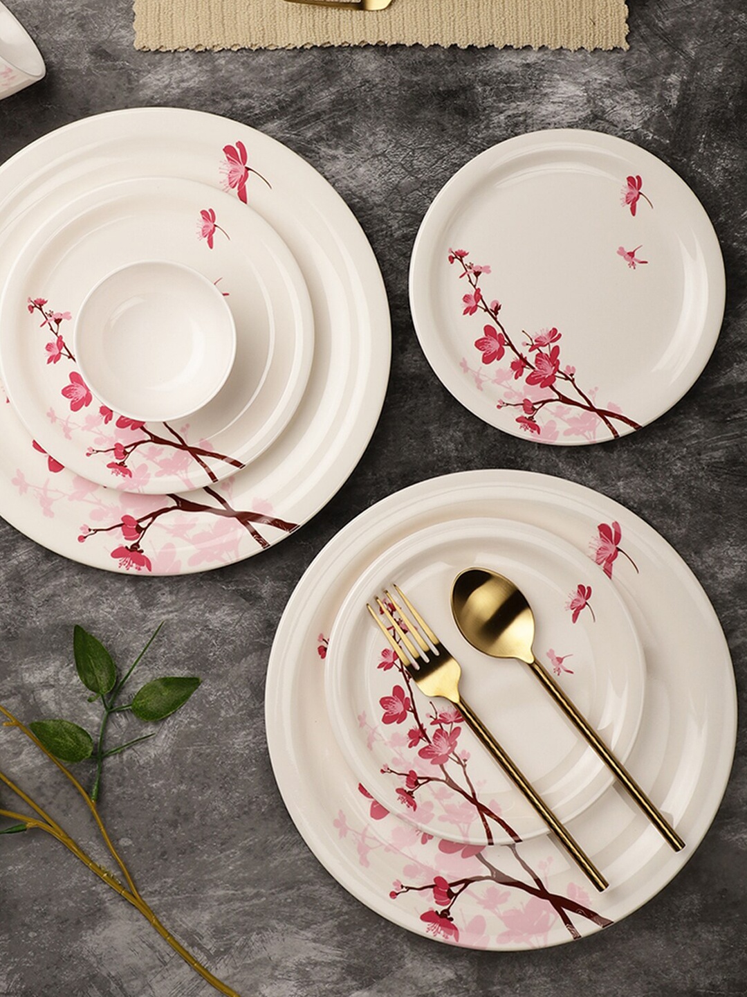 

Servewell White & Red Pieces Floral Printed Melamine Glossy Dinner Set