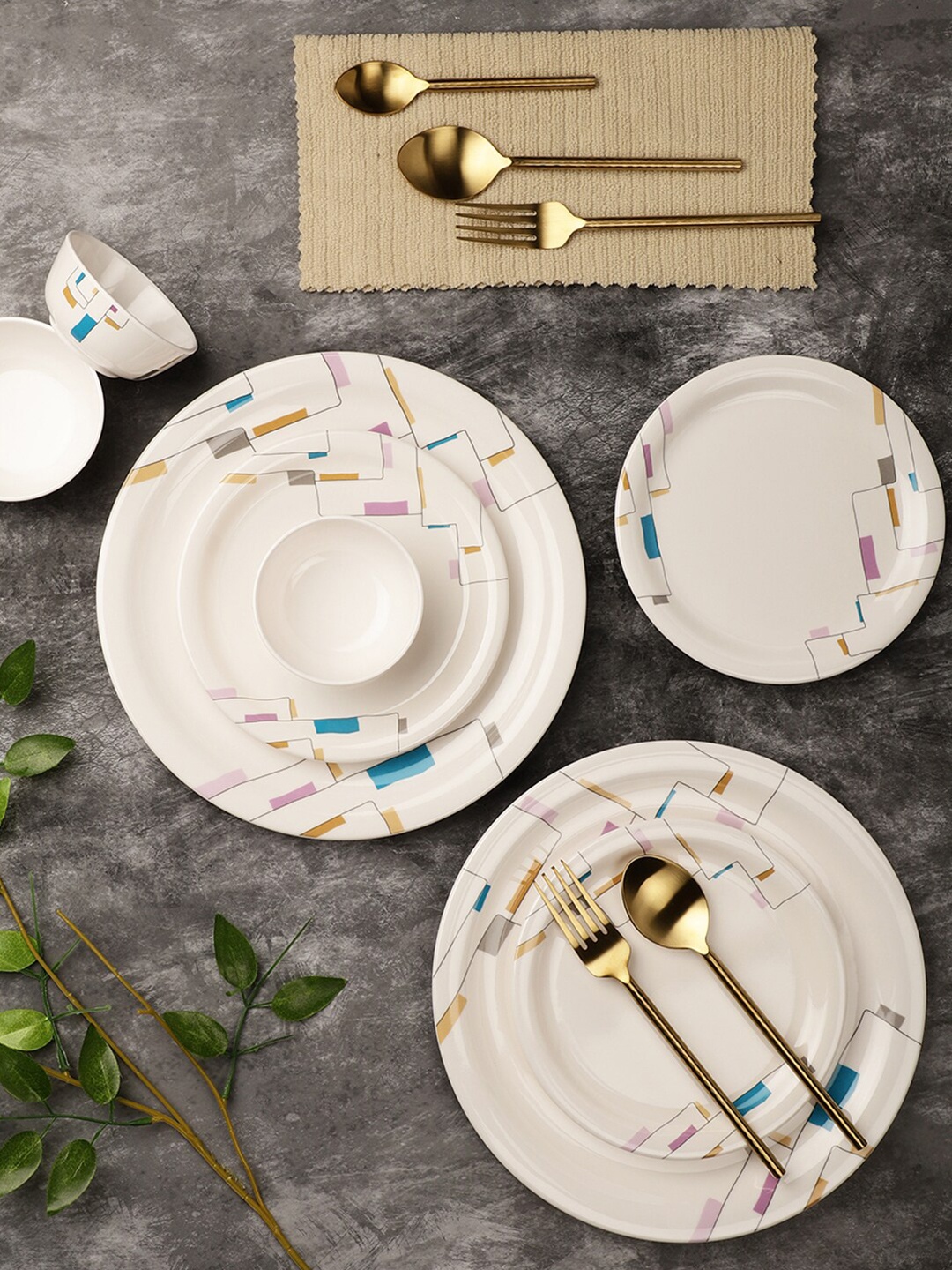 

Servewell White & Blue Pieces Geometric Printed Melamine Glossy Dinner Set