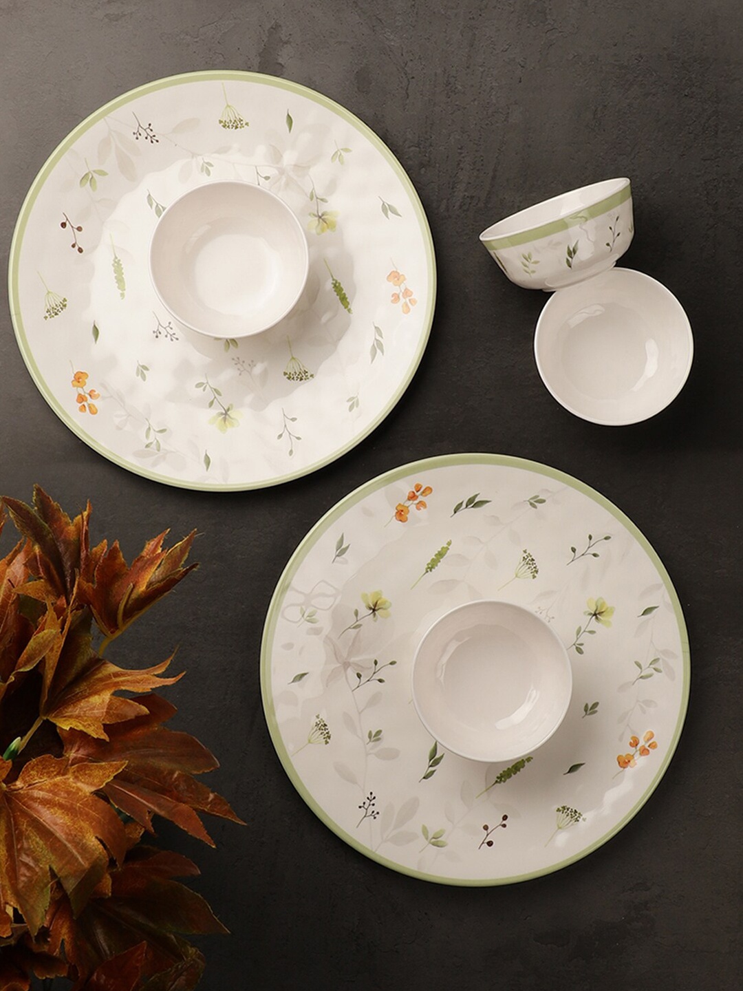 

Servewell White & Green Pieces Floral Printed Melamine Glossy Bowls