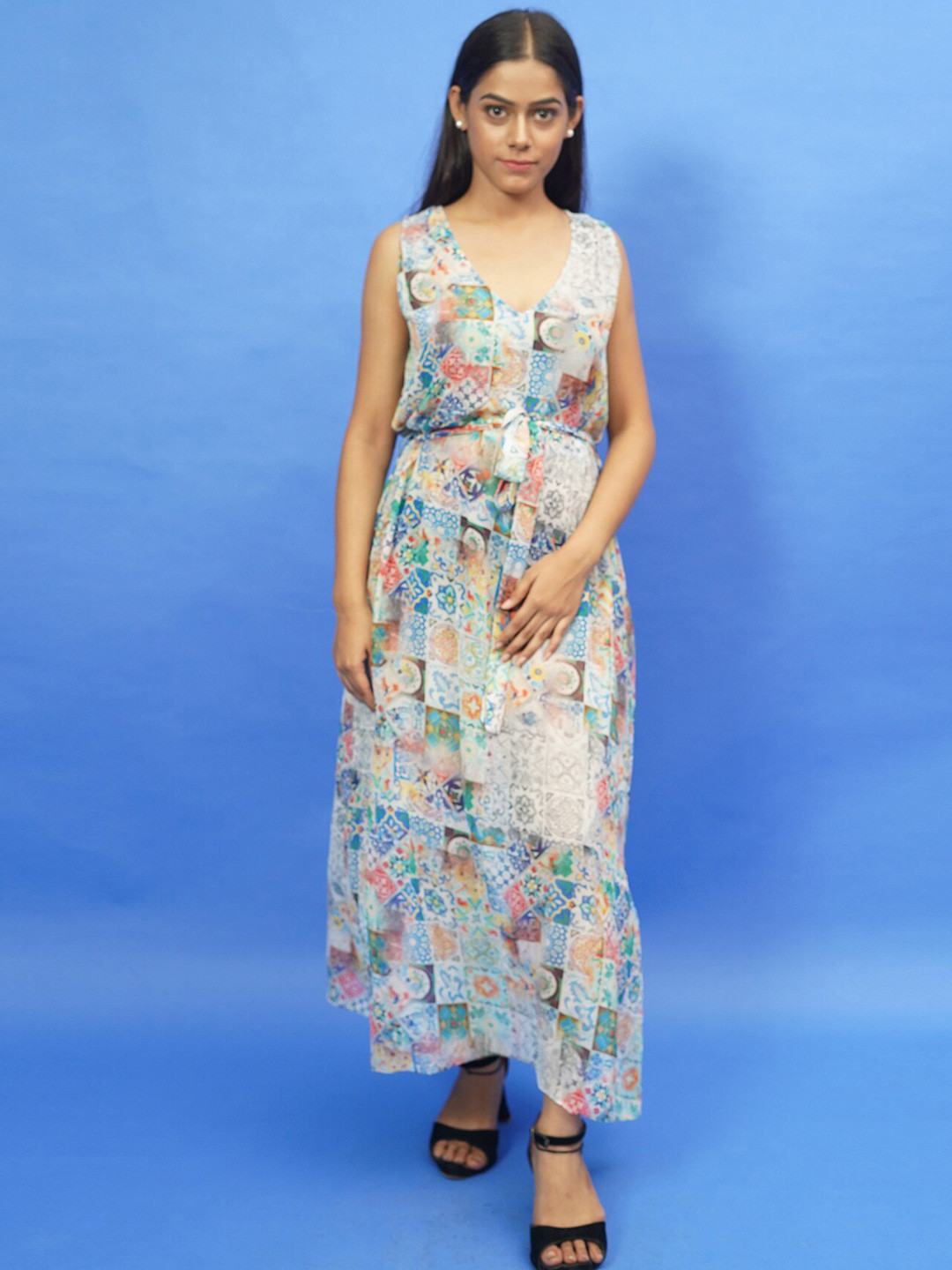

Rajoria Instyle Multicoloured Floral Georgette Ethnic Maxi Dress, Multi