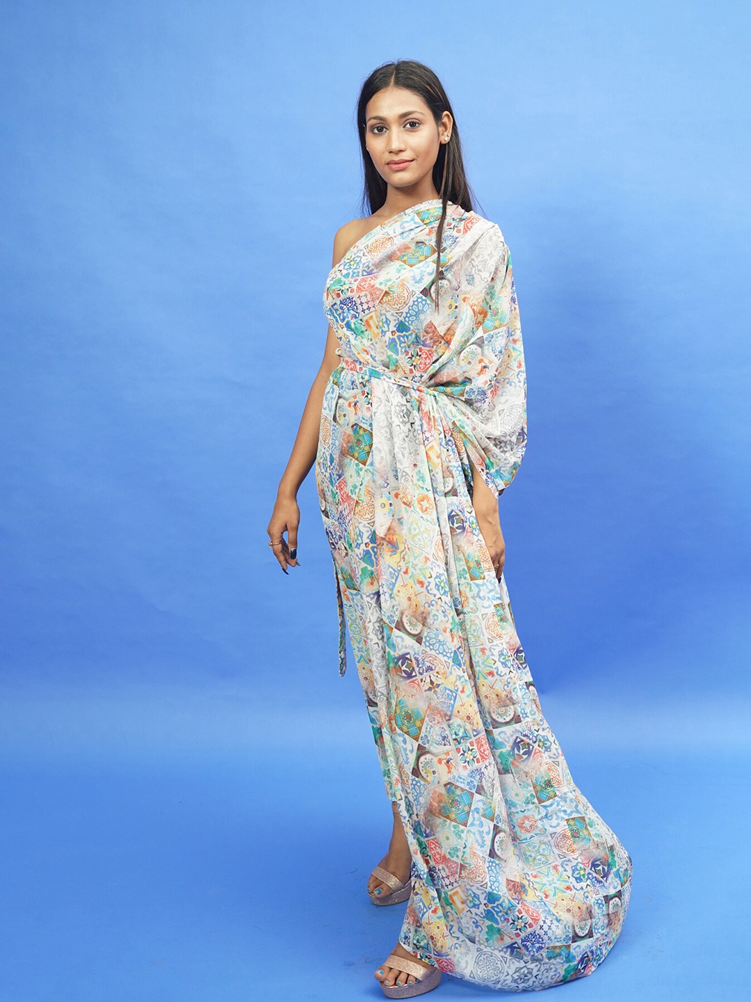 

Rajoria Instyle Multicoloured Floral Georgette Ethnic Maxi Dress, Multi