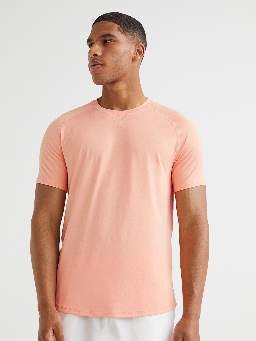 

H&M Men Sports Top in DryMove, Peach