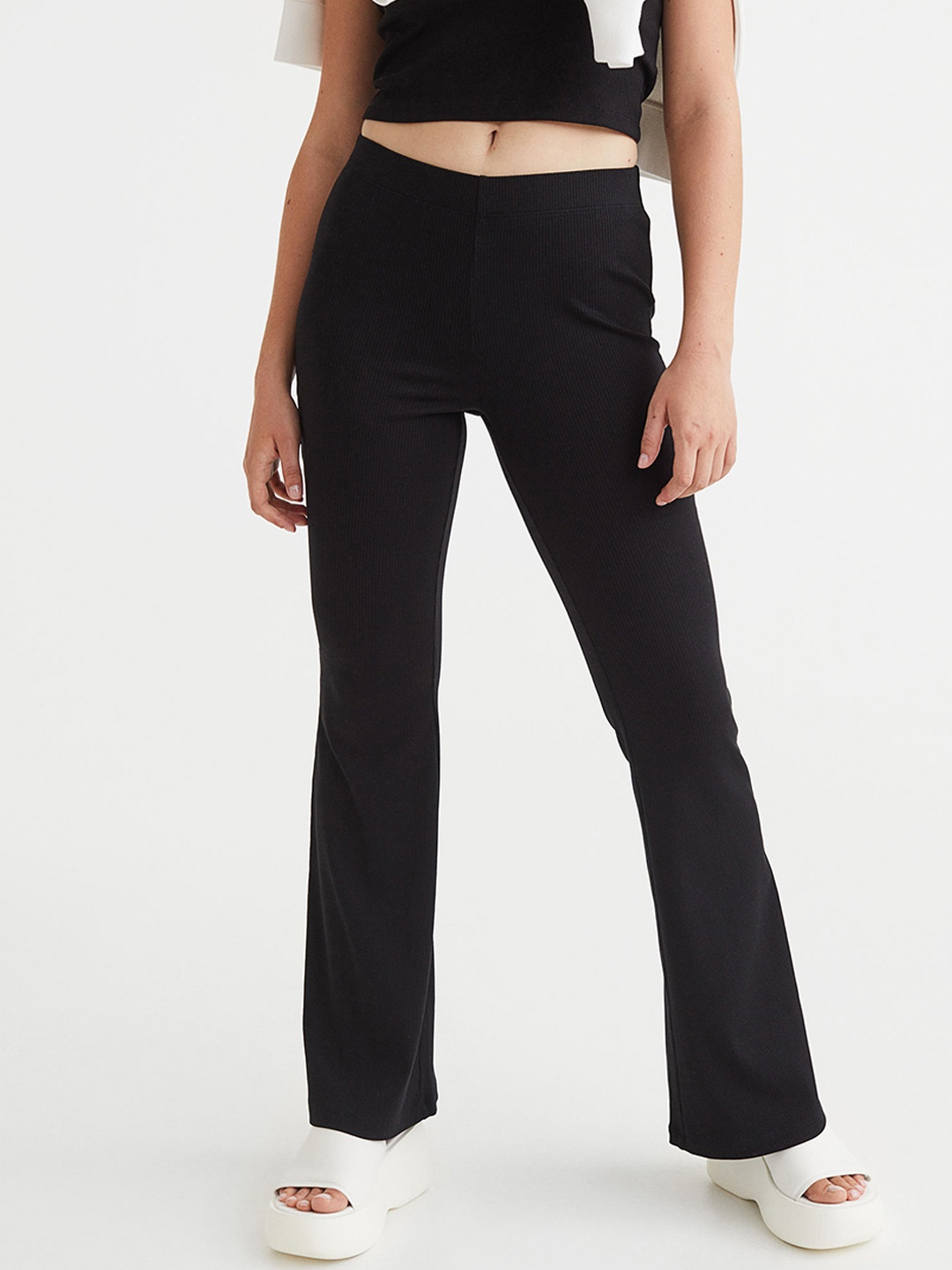 

H&M Women Flared Leggings, Black