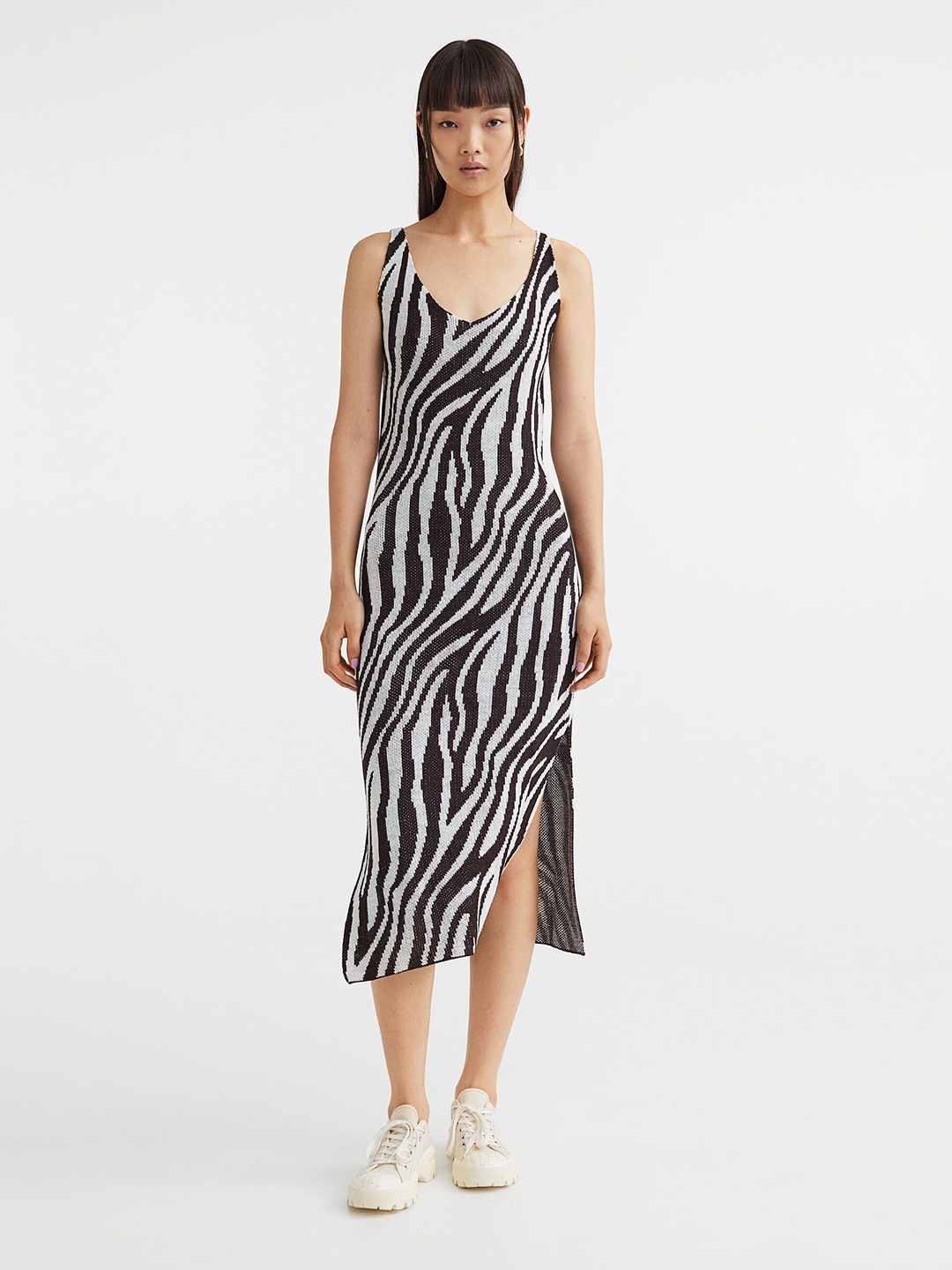 

H&M Women Zebra Print Acrylic Knitted Dress, Black