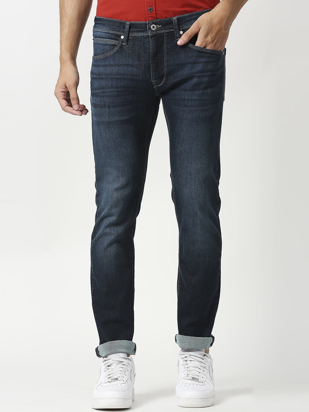 

Pepe Jeans Men Blue Slim Fit Light Fade Stretchable Jeans