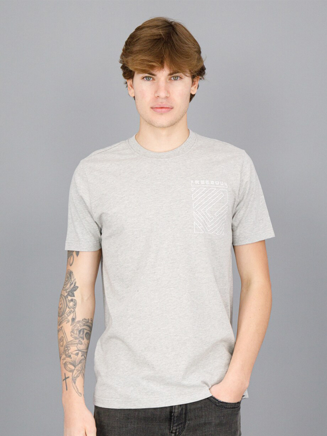 

FREESOUL Men Grey T-shirt