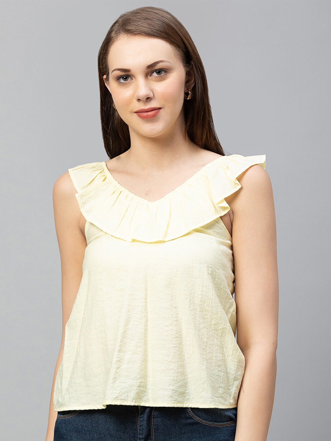 

Globus Yellow Ruffles Top