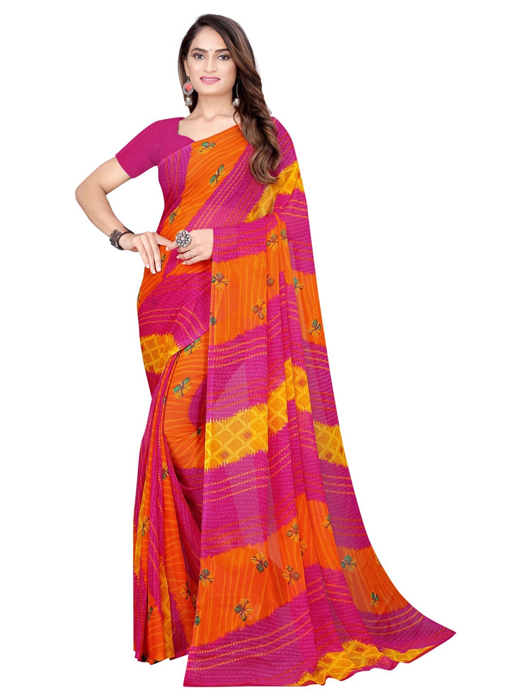 

SAADHVI Pink & Green Floral Pure Georgette Bandhani Saree
