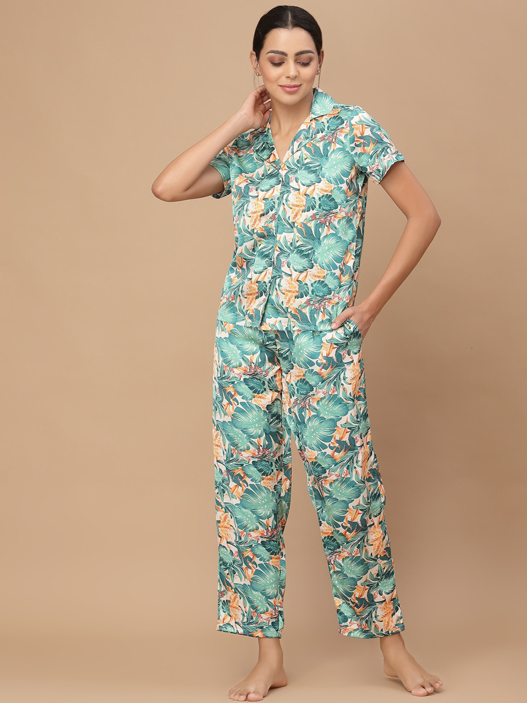 

HOUSE OF KKARMA Women Green & Off White Printed Night suit