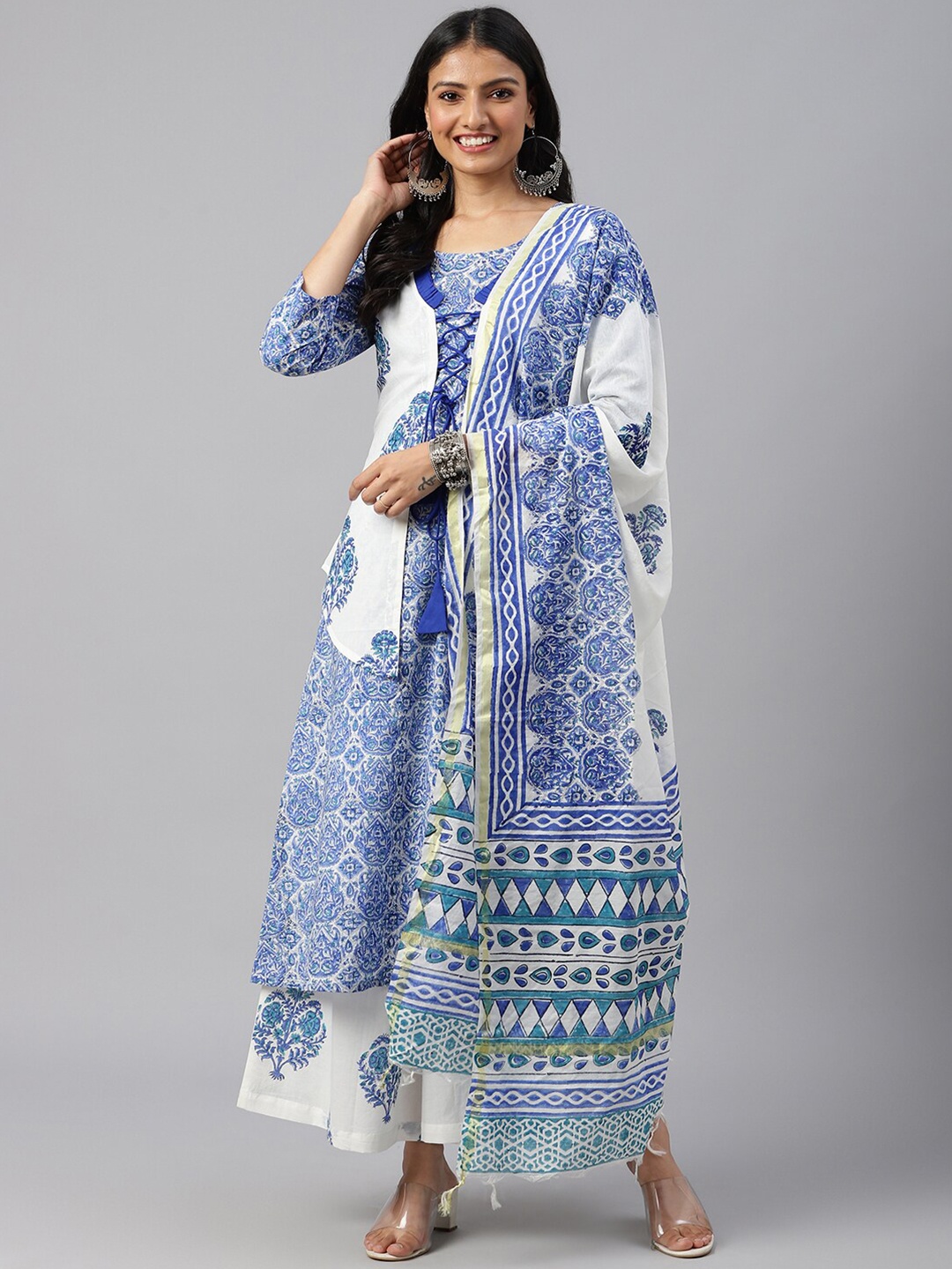 

SHRINKHLA White & Blue Ethnic Motifs Printed Pure Cotton Dupatta