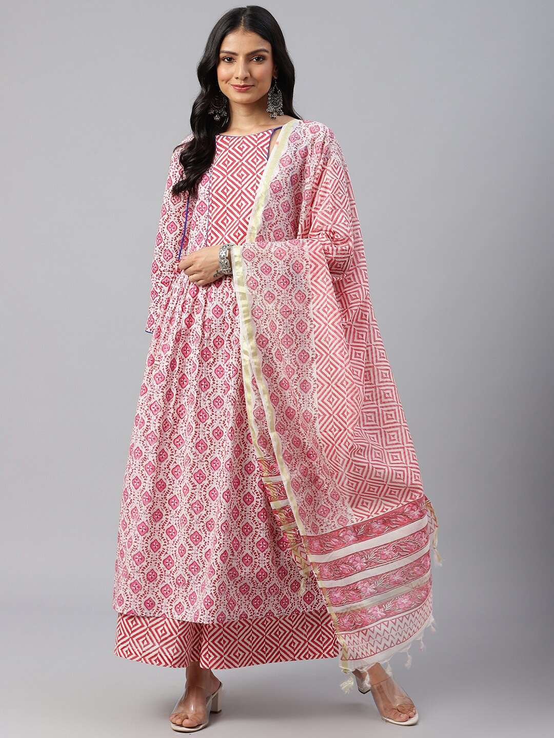 

SHRINKHLA Women Pink Printed Pleated Pure Cotton Kurta with Palazzos & With Dupatta