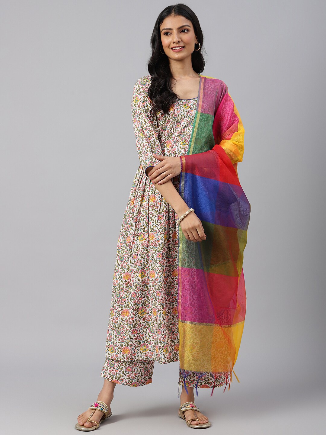 

SHRINKHLA Women White Floral Printed Pure Cotton Kurta with Palazzos & With Dupatta