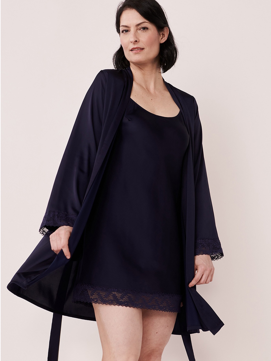 

La Vie en Rose Women Blue Solid Robe